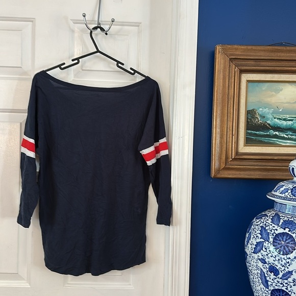 NWT Campus Lifestyle Baseball Boston Red Sox Navy Blue Long Sleeve Shirt Size M - Picture 8 of 8